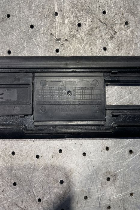 Ornament interior prag spate stanga 575509 13 CH BMW Seria 5 F10