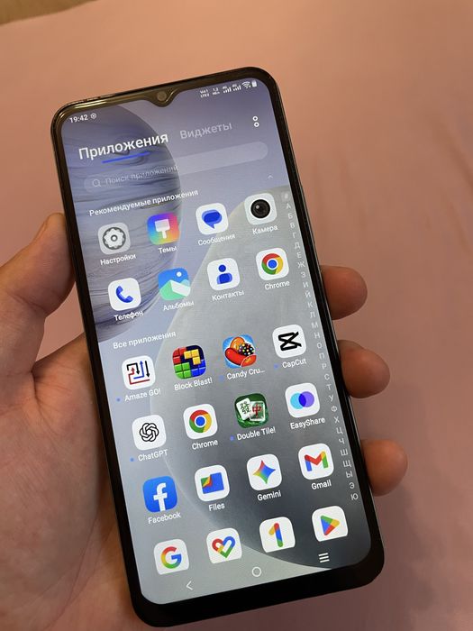 Продам VIVO Y03.