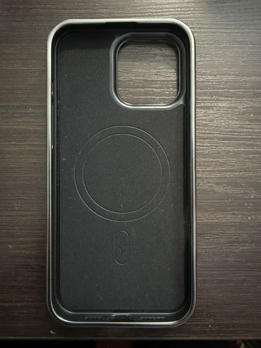 Chehol Iphone 16 Pro Max ga
