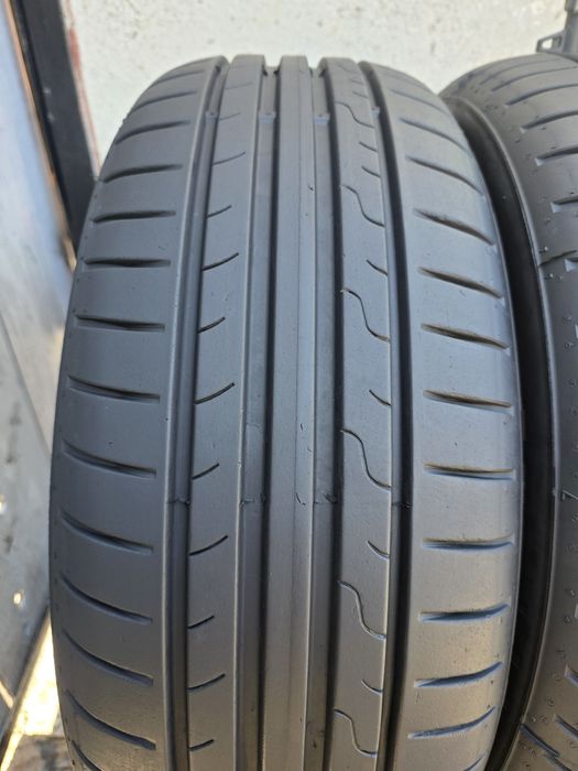 Vând două anvelope de vara dunlop  205 60 16 dot 1125