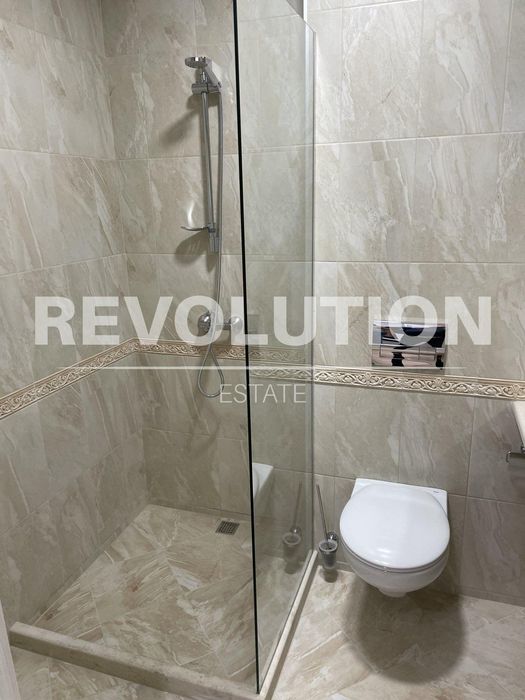 Дава се под наем Тристаен апартамент в Варна, Аспарухово - 110 кв.м за 900 € - Снимка #5