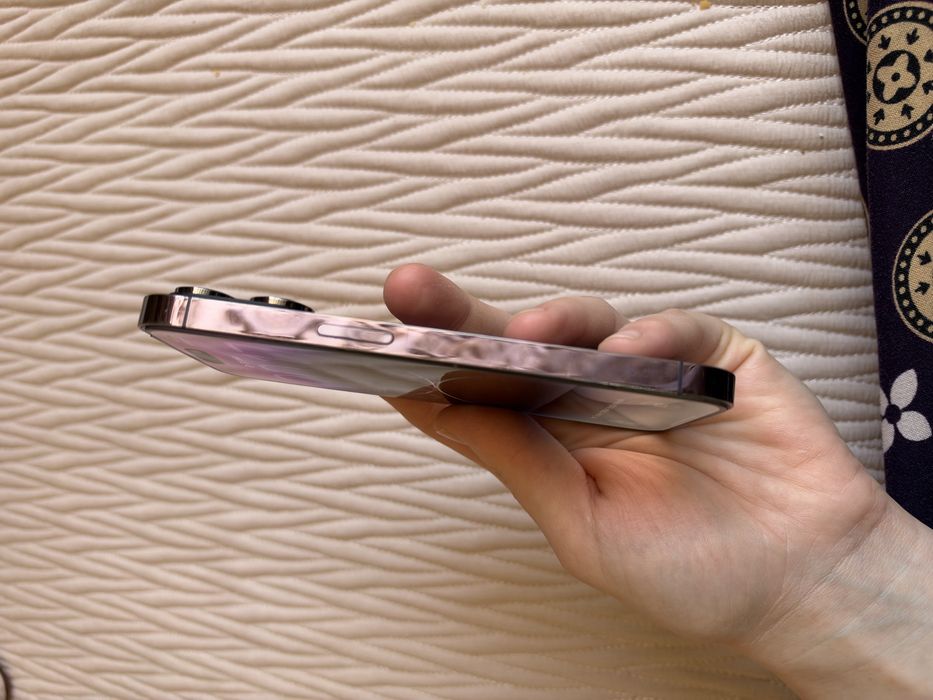 iphone 14 pro феолетовый