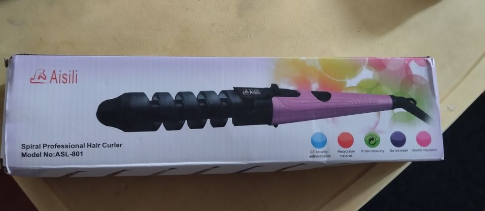 Продам  фен новый