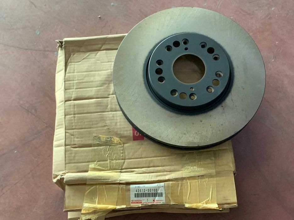 Диски тормозные передние новые оригинал, на LEXUS GS300, ARISTO 94-05,