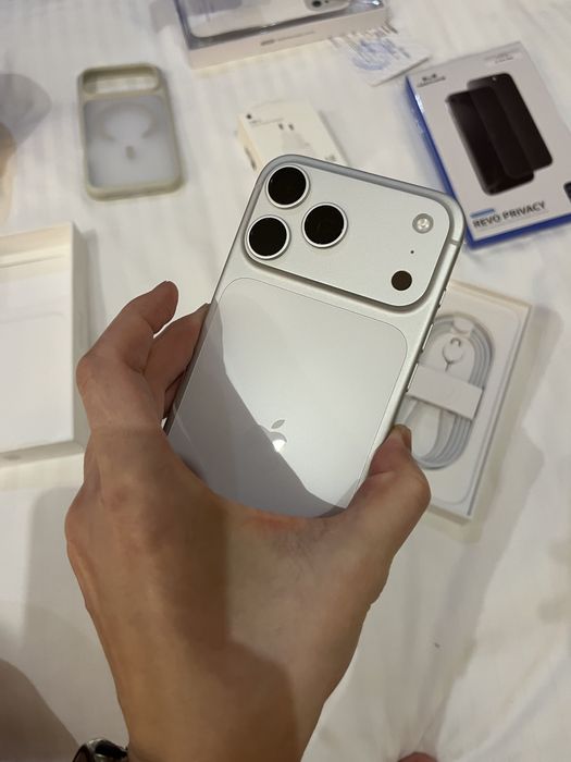Iphone 17 Max Pro 256