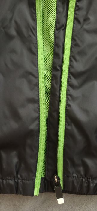 Ветровка C&A на мальчика