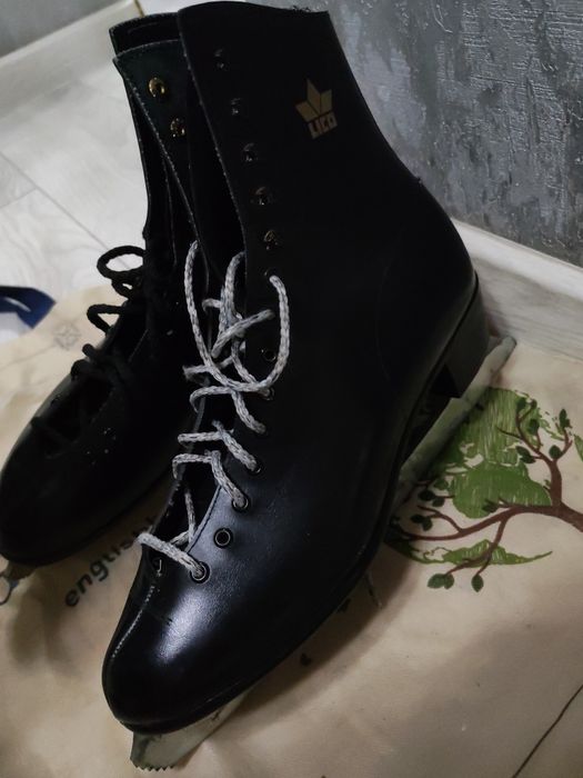 Продам коньки Германский