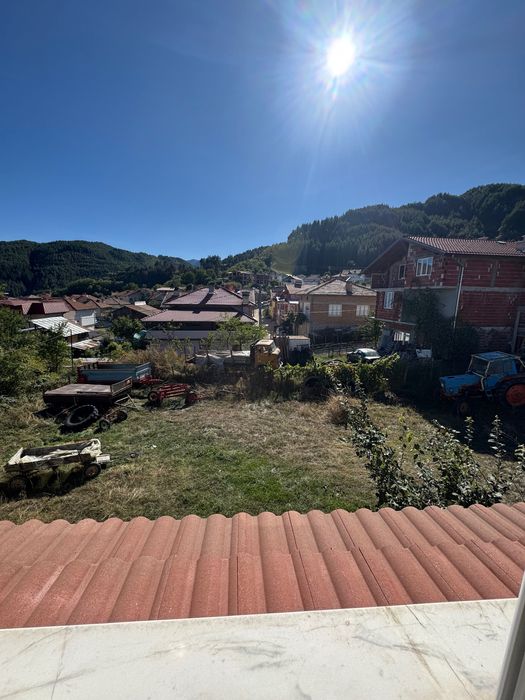 Дава се под наем Къща в с. Брезница, Област Благоевград - 250 кв.м за 688.5 € - Снимка #11