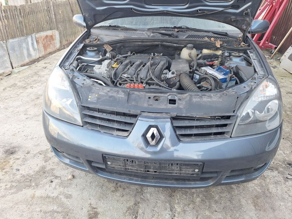 Dezmembrari Renault Symbol 1.4 16v benzina an 2008