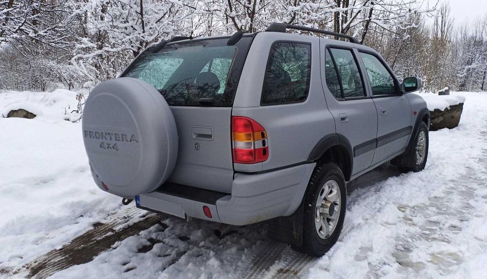 Opel Frontera Бензин
