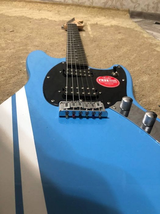 Squier Sonic Mustang