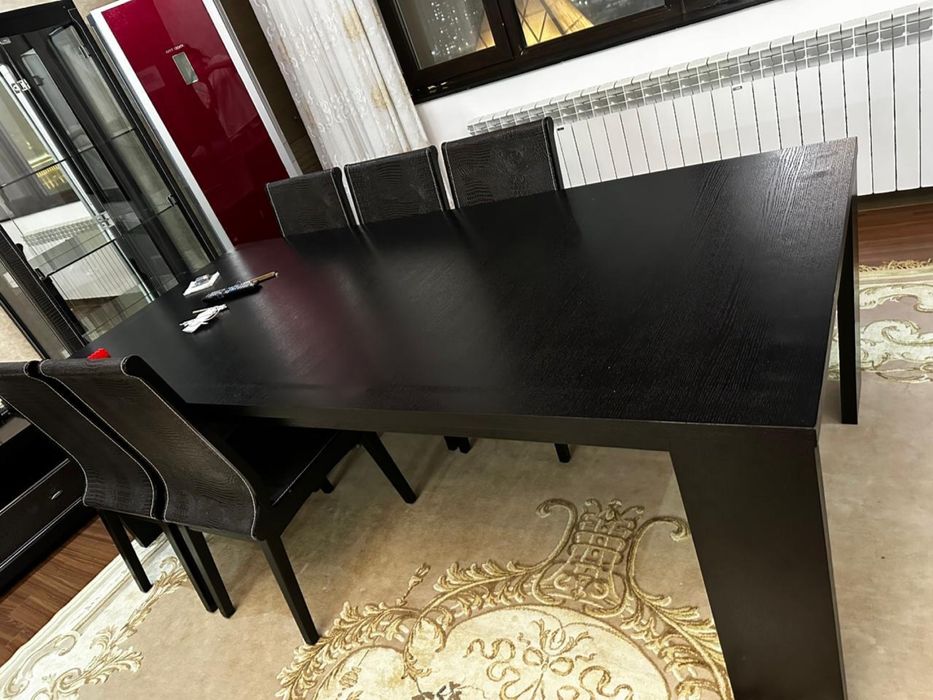 Стулья   и сото.