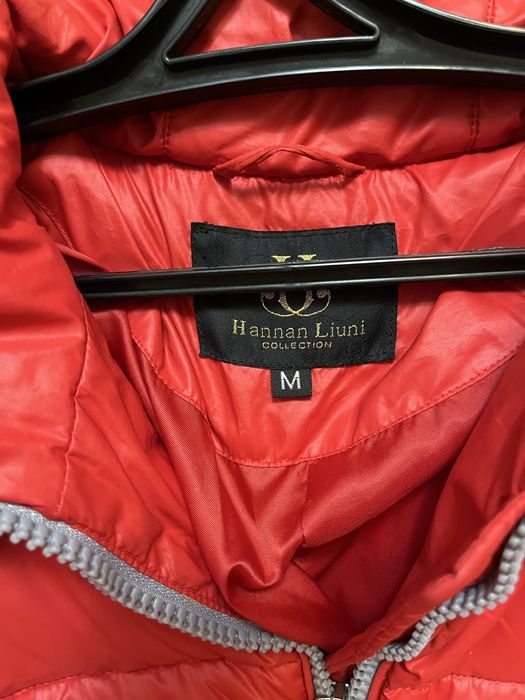 Демисезонный пуховик на девочку 42р