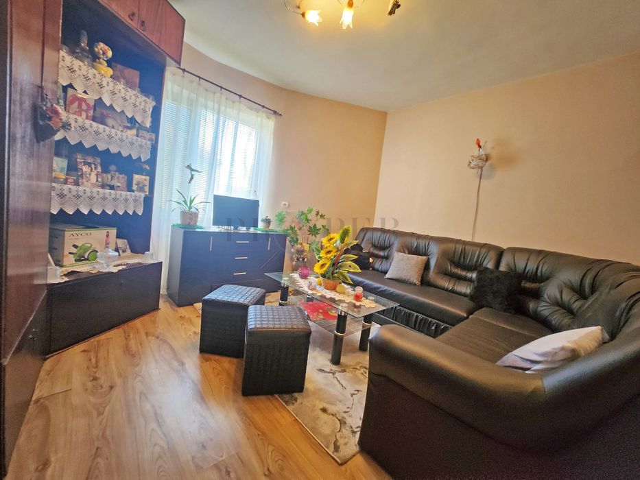 Продава се Етаж от къща в Велико Търново, Асенов - 90 кв.м за 756 €/кв.м - Снимка #1