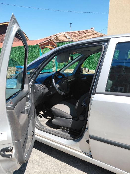 Опел мерива 1.7dti Подържан