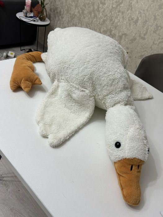 Игрушка белый гусь