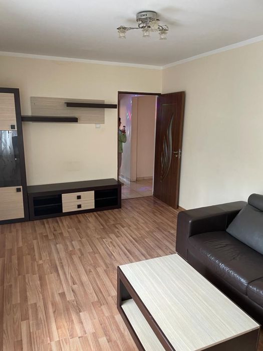 Apartament de inchiriat