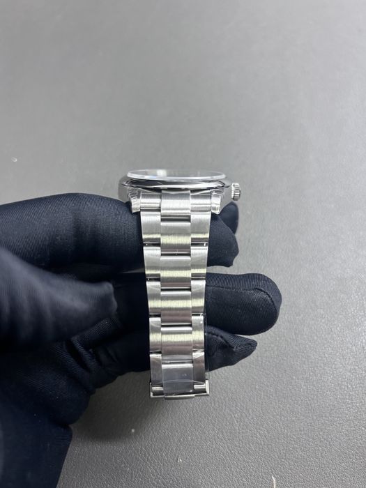 Rolex Oyster Perpetual Blue dial 134300 41mm VSF