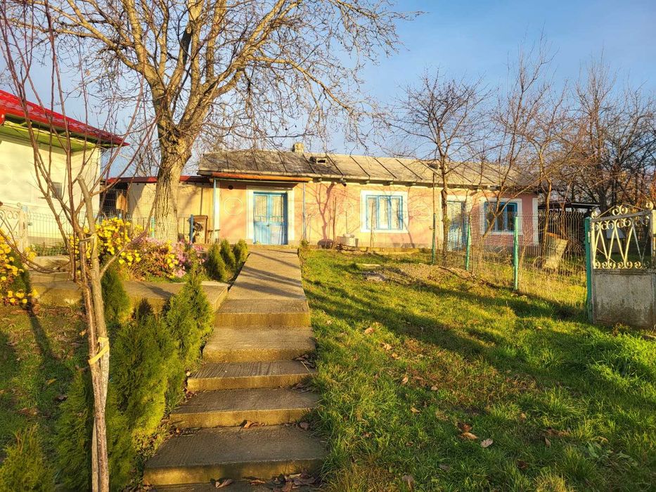 Casă + teren 1700 mp – Orzeni, Holboca (Iași)