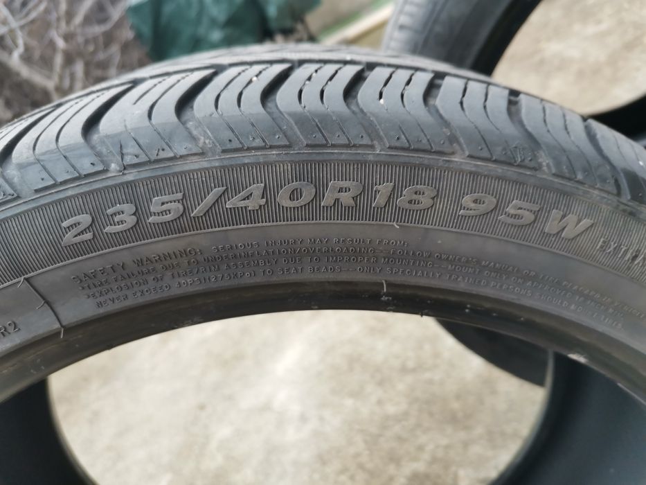 Всесезонни гуми 235/40/18