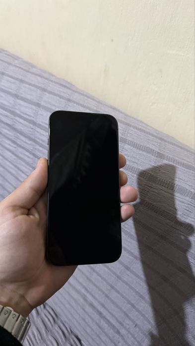 Iphone 15 pro. 128gb 650$