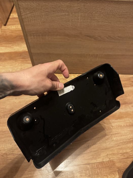 Поставка/държач за регистрационен номер мерцедес Е63 w213