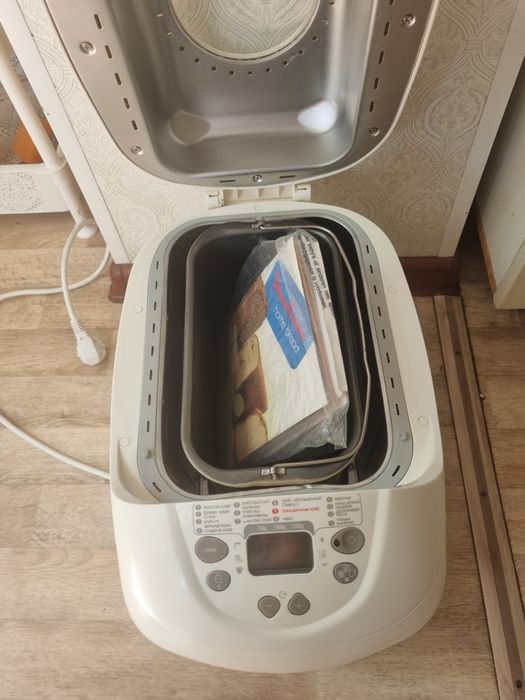 Продается Хлебопечка