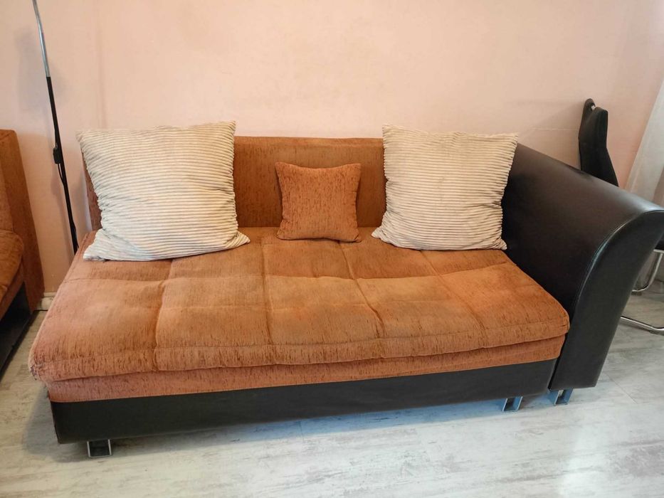 Диван от две части