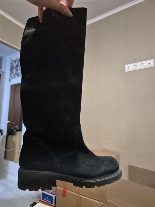 Продам обувь 37 размера