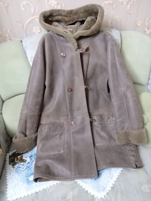 Продам дубленку 54р