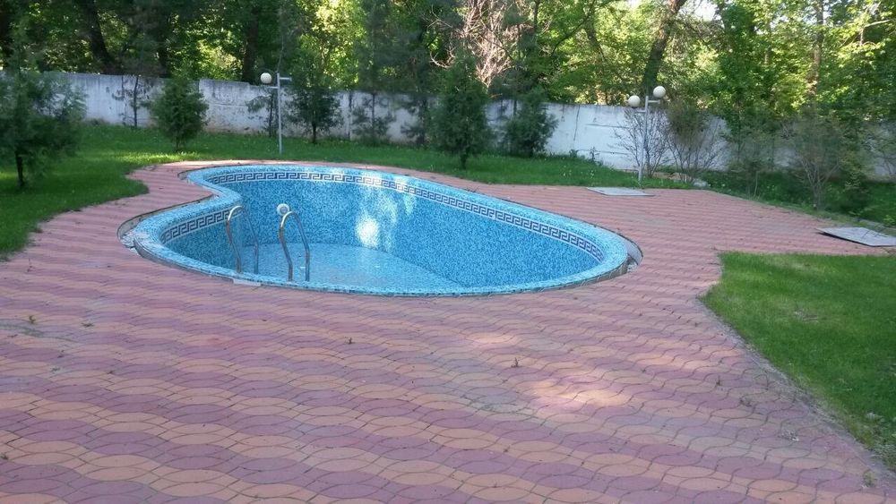 Чирчик. Участок. Роща Чинар 95-Соток  под любой вид деятельности.