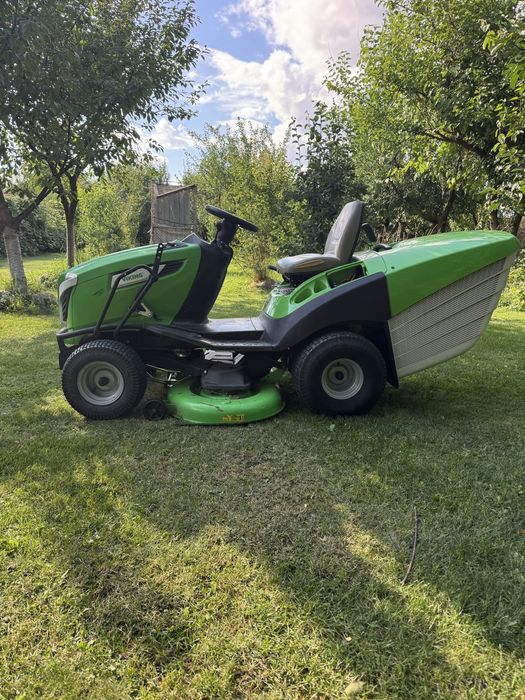 Tractoras tuns iarba/gazon Viking Stihl ca nou