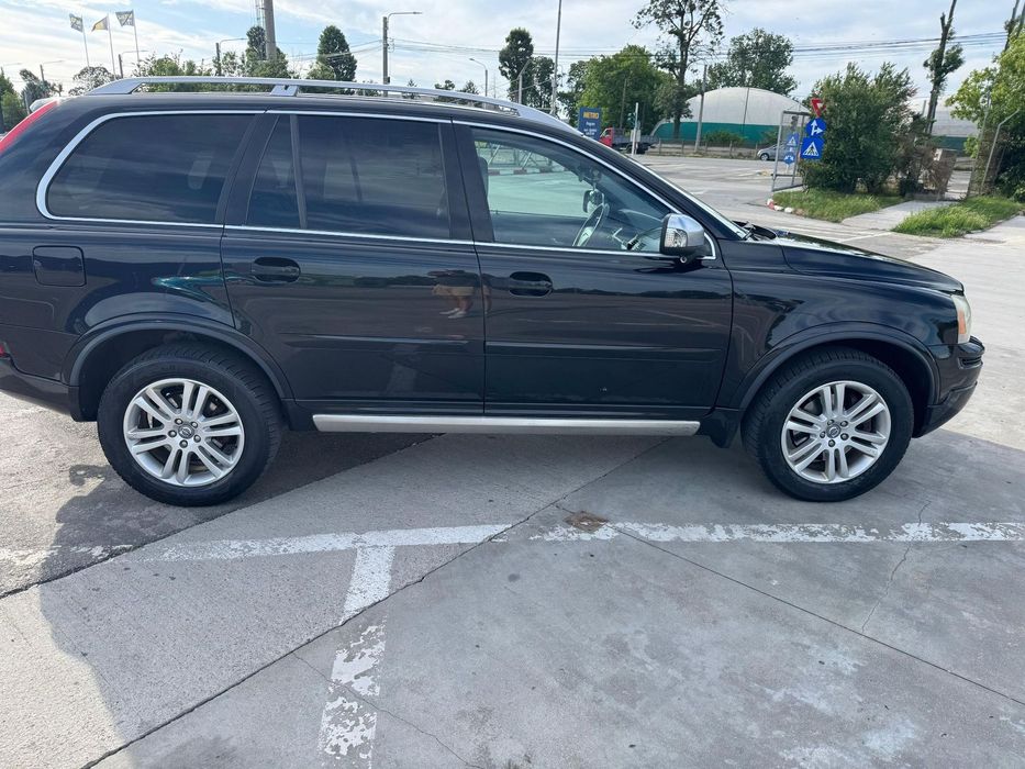 Volvo XC 90 Mașina funcționează si se prezintă impecabil - 7 locuri