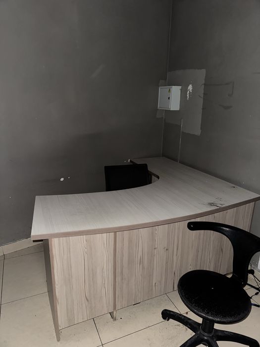 Продам Мебель в офис