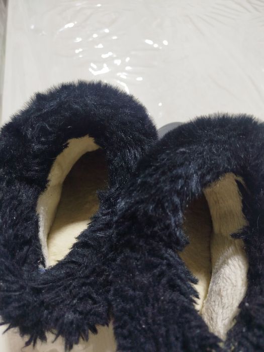 Теплые меховые ботинки - угги