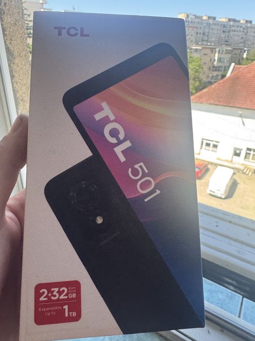 Telefon tcl 501