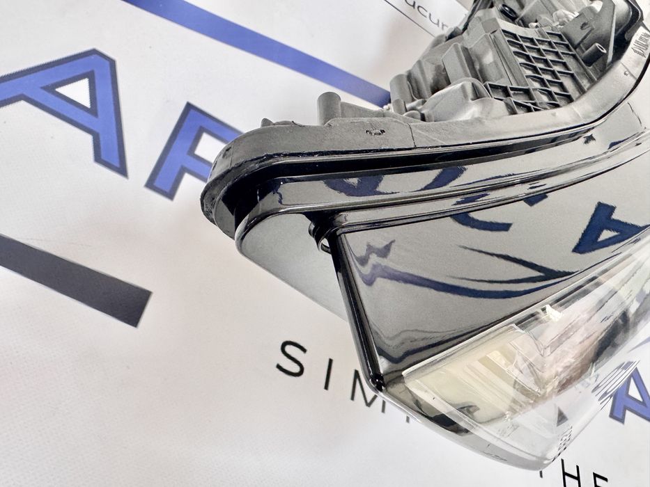 Far stanga Matrix Audi A6 4K cod 4K0941035