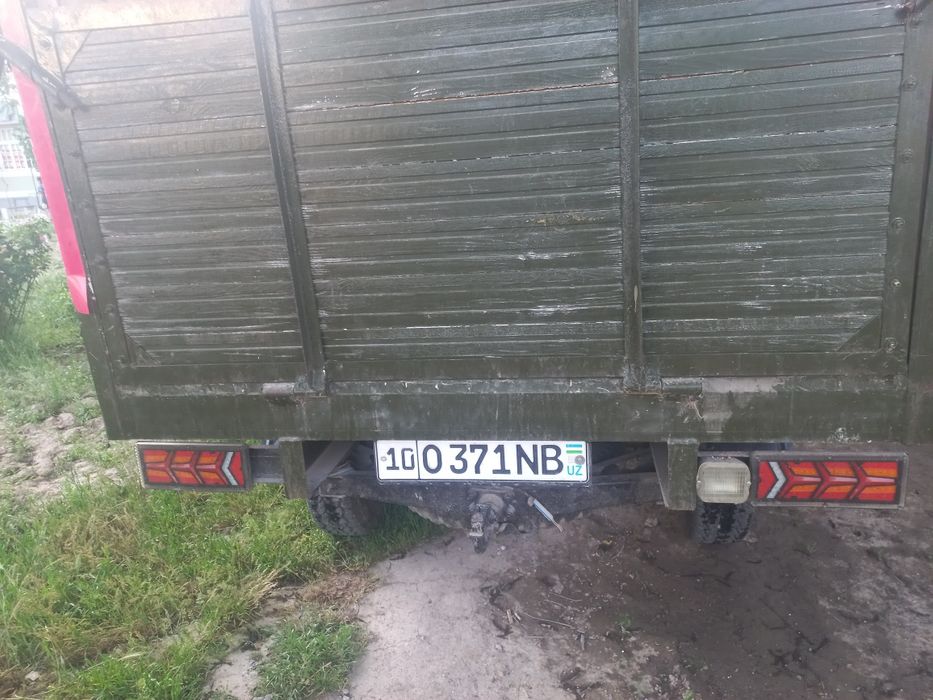 УАЗ грузавая машина