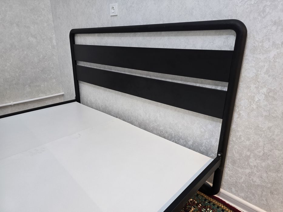 Металлическая современный кровать. Zamonaviy evro stil kravat.