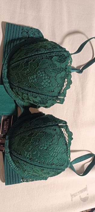 Сутиен Victorias Secret маслено зелен  32С