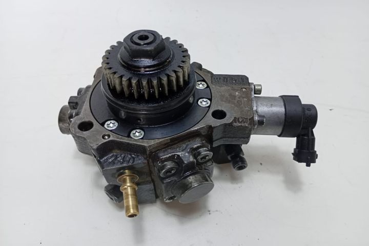 Pompa inalta presiune 1.6 dci 167008960R Renault Megane a 4-a generat