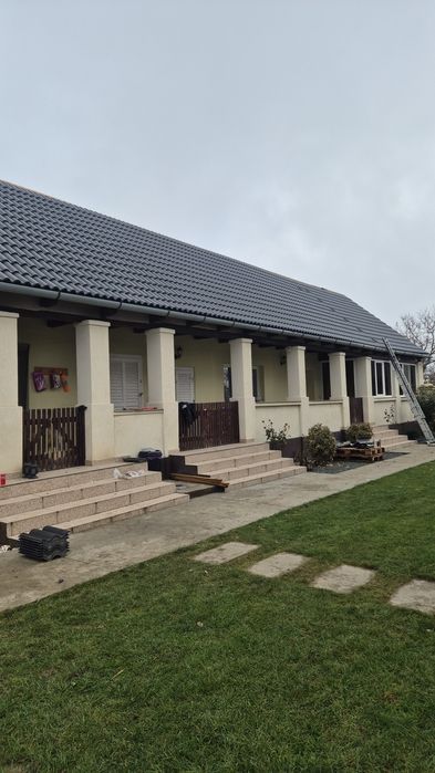 Executam acoperisuri