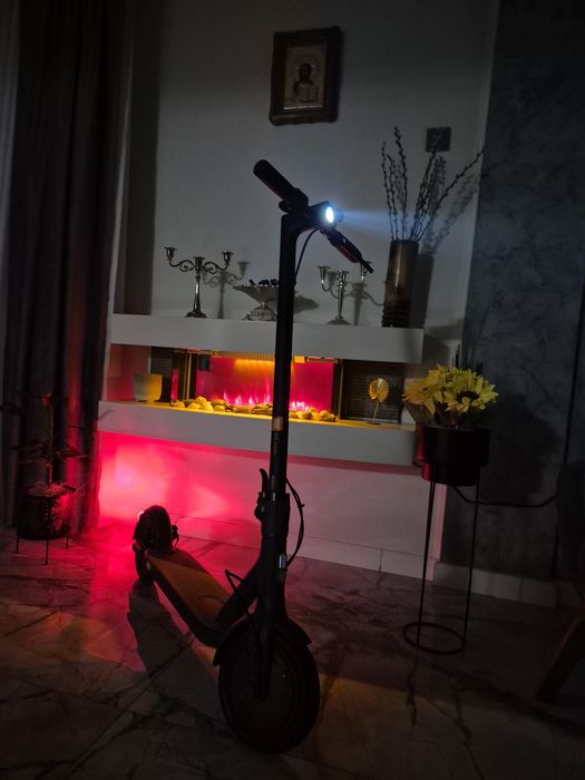 Xiaomi Mi Electric Scooter 3 | Stare foarte bună