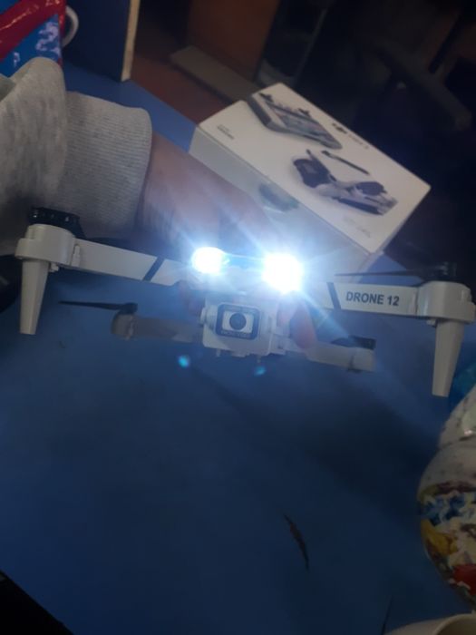 Дрон 12. Дрон 12.