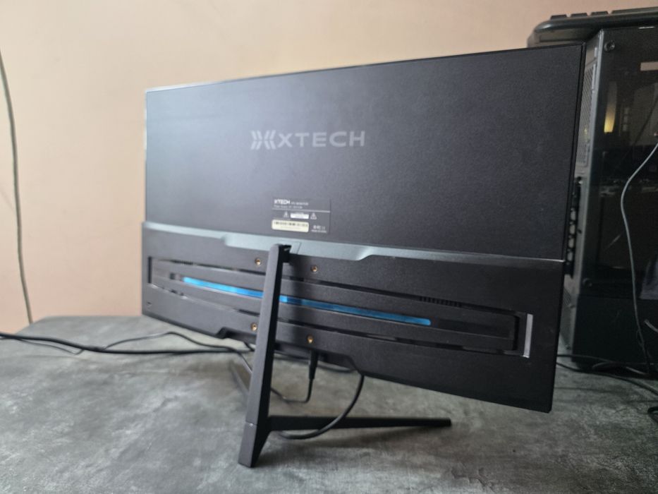 Монитор Xtech 24 75hz. Возможен обмен. Доставка.