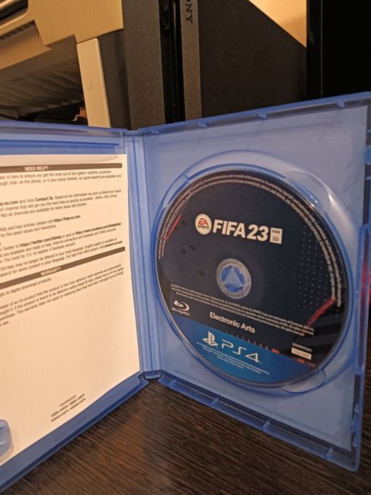 Продам игру фифа 23