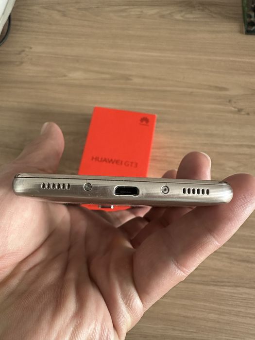Смартфон Huawei GT3