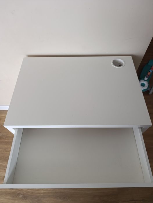 Детско бюро  ...