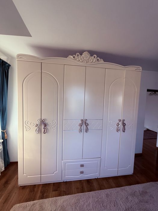Vand dormitor complet cu saltea inclusa