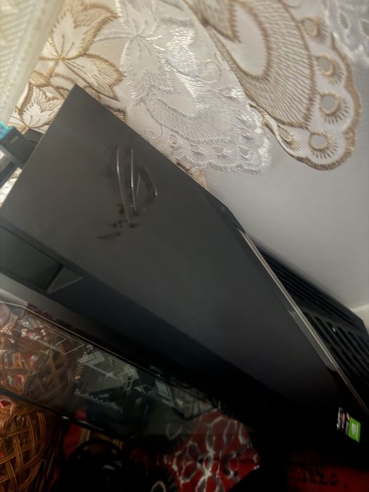 Vand pc unitate si monitor